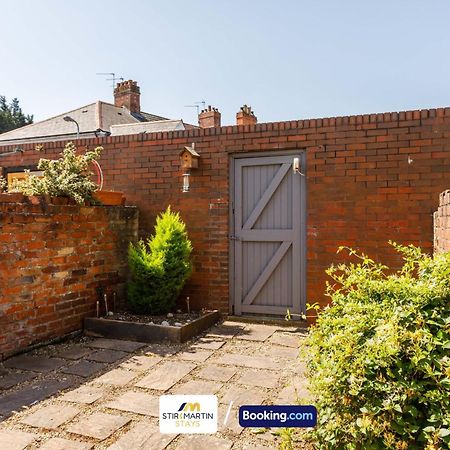Comfy 3Bed House By Stirkmartin Stays Short Lets & Serviced Accommodation Cardiff With Free Parking & 8Mins To City Centre 外观 照片
